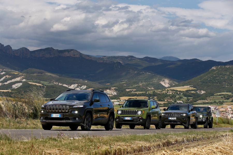  Jeep Cherokee 75th Anniversary (KL) 2016 года  (WW) (фото 14 из 24)